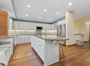 14617 Hanover Ln, Apple Valley, MN 55124