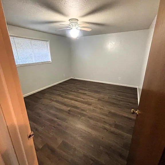870 Kruse Ave — Photo 6