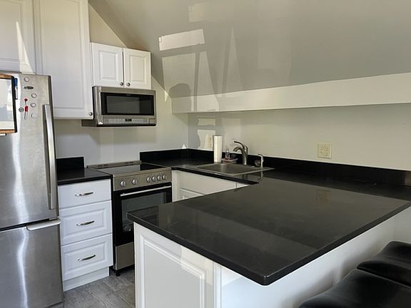 2nd image of 5 Elm St APT 2