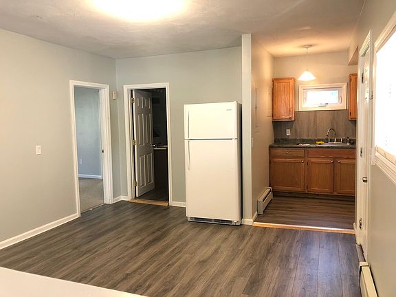 4th image of 280 Beech St #1