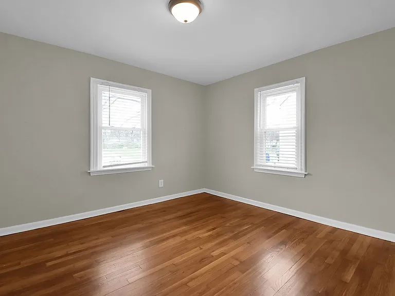 2566 Atwood Ter — Photo 12