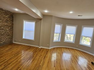5040 S Michigan Ave APT 3, Chicago, IL 60615