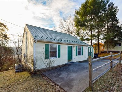 3007 Idlewild Blvd NE, Roanoke, VA, 24012