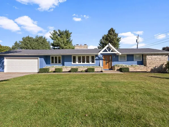 11825 Penn Rd, Mishawaka, IN 46545