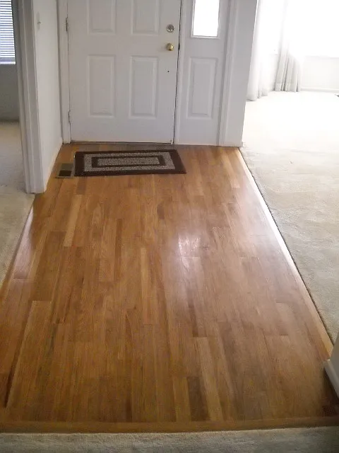 987 Quail Hollow Dr photo 1