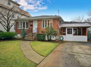 125 Cortlandt St, Staten Island, NY 10302