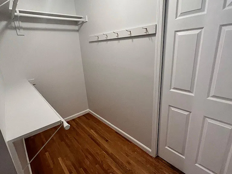 18154 Rayen St — Photo 21