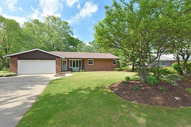 1st image of 9904 W Marguerite Ln