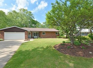 9904 W Marguerite Ln, Beach Park, IL