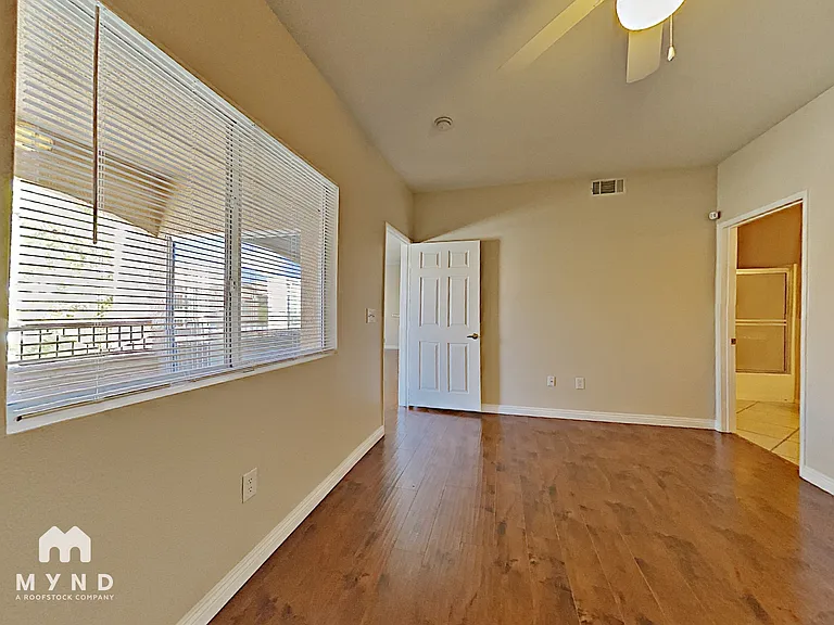 9580 W Reno Ave #256 — Photo 6