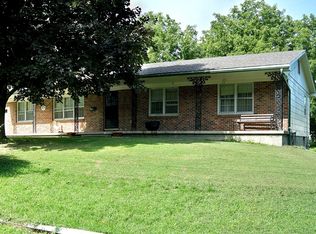 802 S 38th St, Saint Joseph, MO 64507