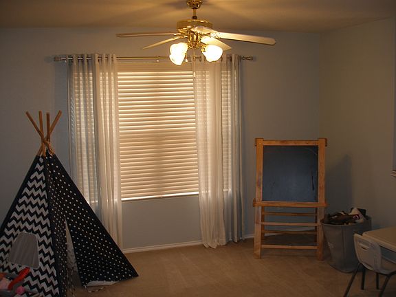 3rd image of 16726 Mandolino Ln