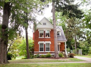 192 W 12th St, Holland, MI