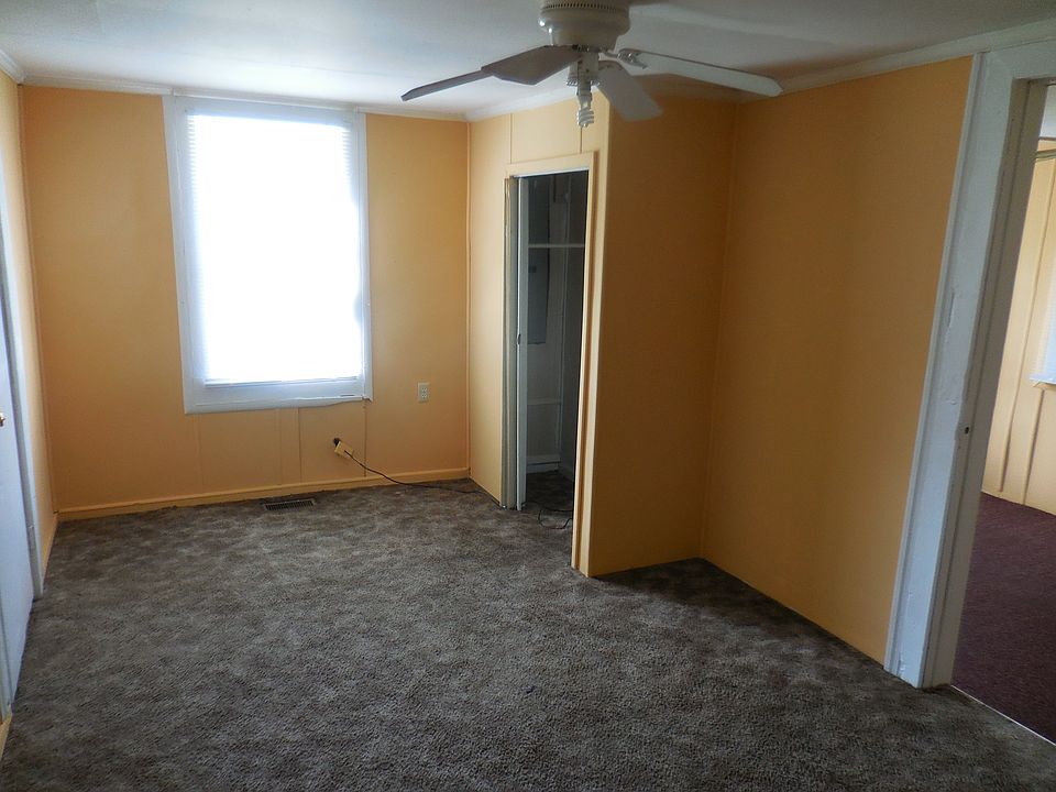 2nd image of 962 Mount Zion Rd
