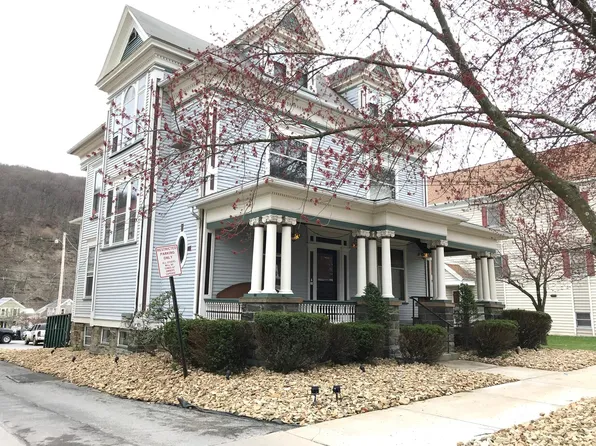 1180 Elk St Ste 2, Franklin, PA 16323