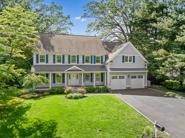 31 Pleasant Street, Darien, CT 06820