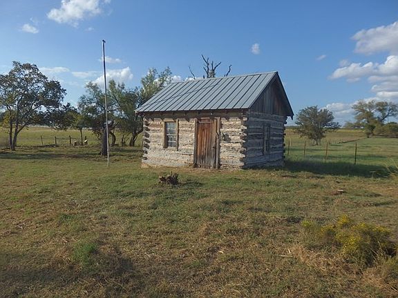 3rd image of 7162 S State Highway 16