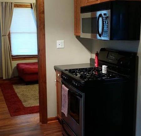 4th image of 534 S 30th St