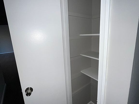 3rd image of 5503 Karen Elaine Dr APT 1132