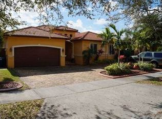 7844 NW 165th St, Miami Lakes, FL 33016