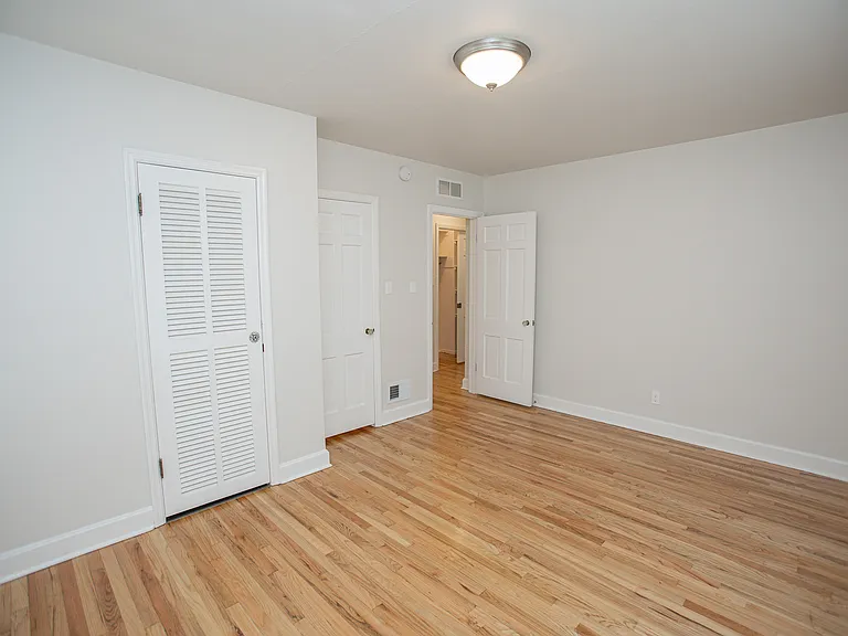 1628 W Main St #B — Photo 13