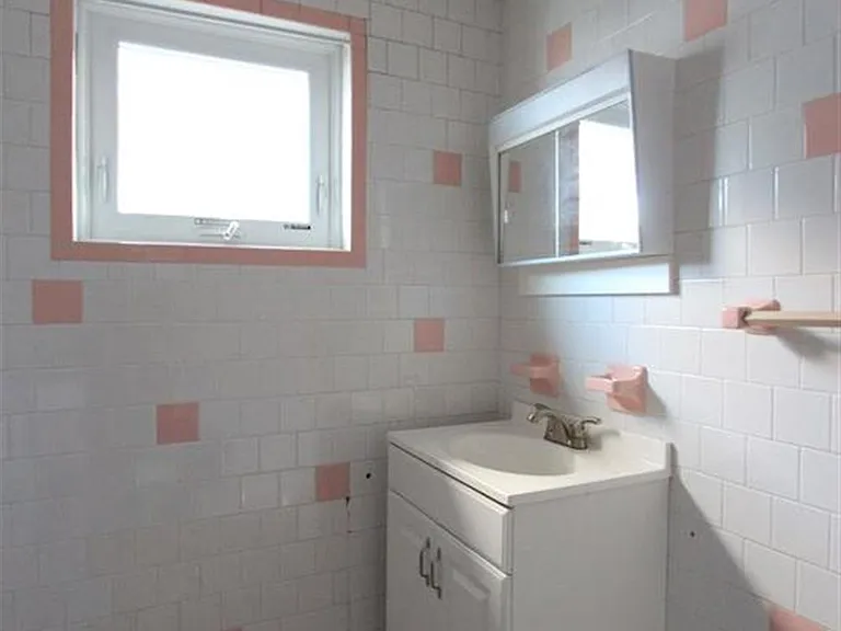 539 Main St — Photo 7