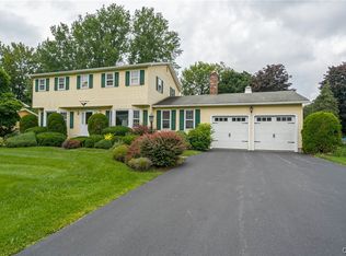 4769 Edgeworth Dr, Manlius, NY 13104