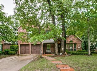 3004 Enchanted Oaks Cir, Corinth, TX 76210