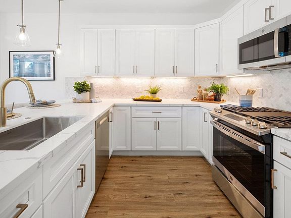 5th image of 1602 Vallejo Avenue #3