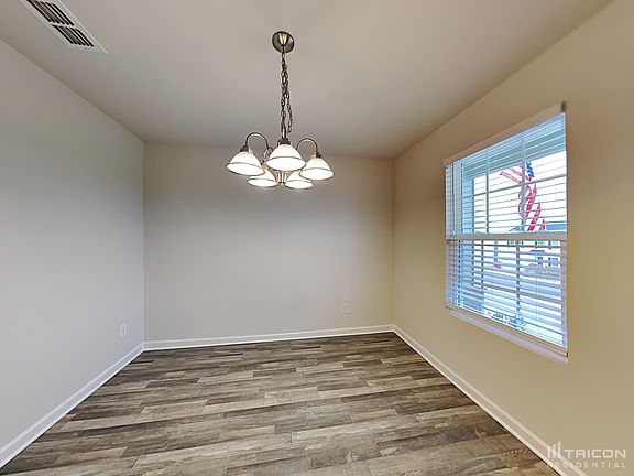 5th image of 343 Indian River Dr