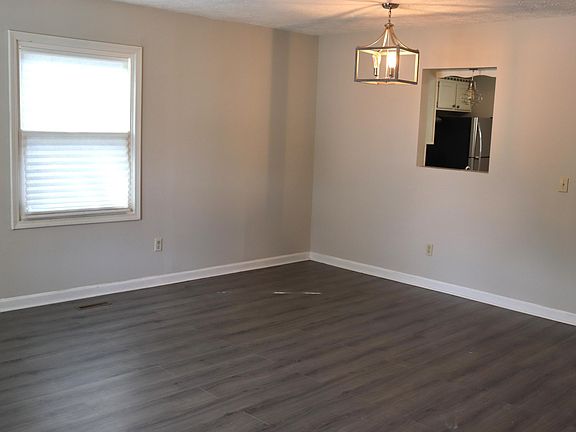 2nd image of 507 Dowd St