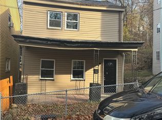 1452 Geyer Ave, Pittsburgh, PA