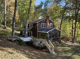 34 Lake Kitchawan Dr, South Salem, NY 10590