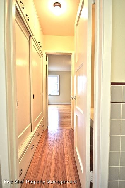 1st image of 158 Riverton Dr