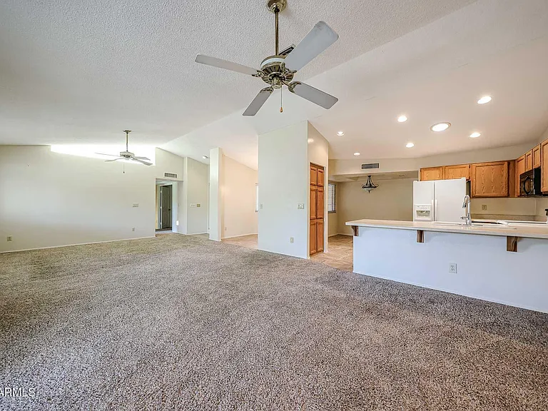 3233 E Desert Cove Ave — Photo 7