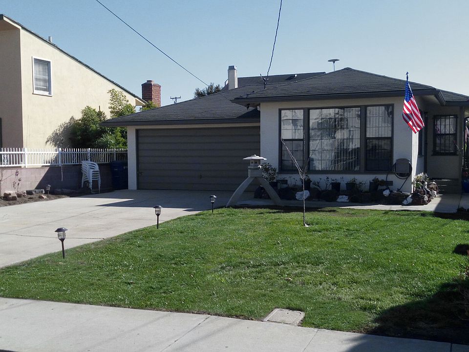 1st image of 1712 W 147th St