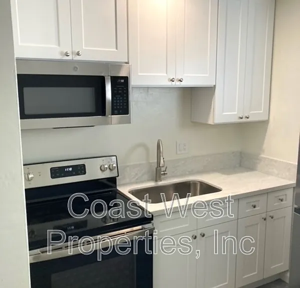 1361 Grand Ave #1 — Photo 1