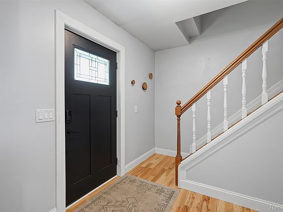 4th image of 60569 Town Square St