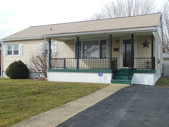 2nd image of 104 Thomas Dr
