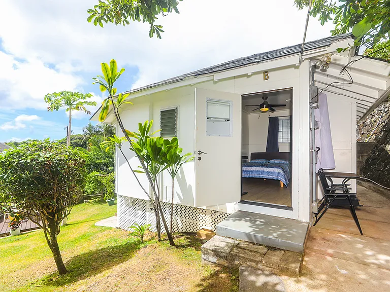 2534 E Manoa Rd #C — Photo 11