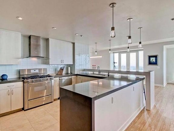 2nd image of 3415 6th Ave #15