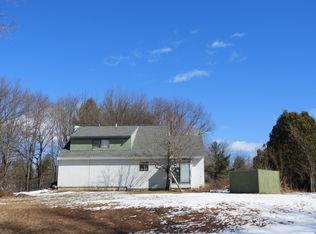 208 Lancaster Farm Rd, Salem, NH 03079