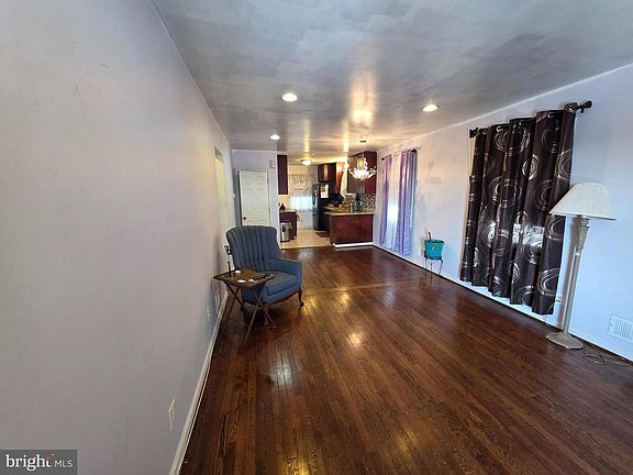 4th image of 6000 Glenfalls Ave