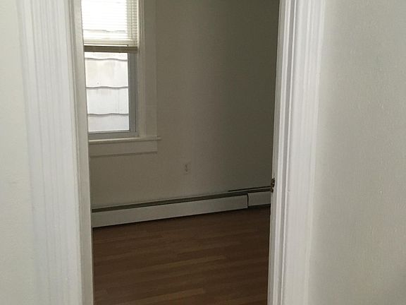 3rd image of 43 Clifton St APT 1
