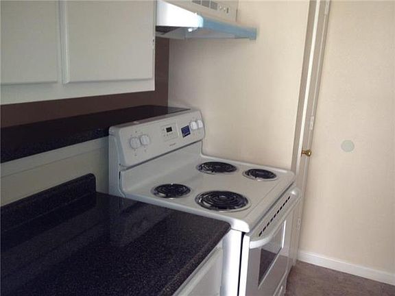 5th image of 8110 Skillman St APT 2048