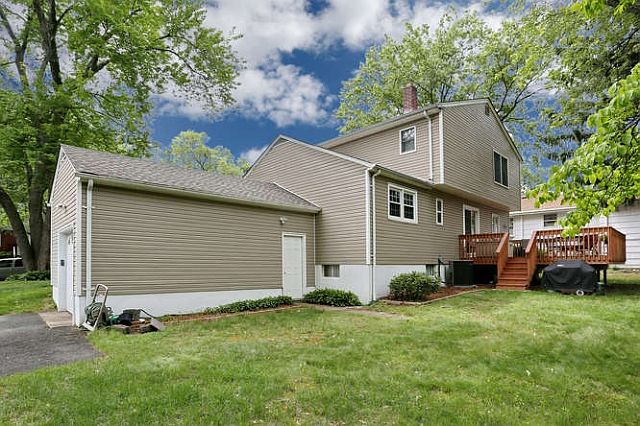 2nd image of 145 Hickory St