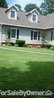 2nd image of 397 Summit Ridge Cir