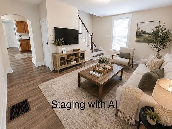 4th image of 354 Fort St