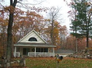 6645 E Fawn Dr, White Cloud, MI 49349
