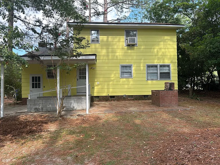 1607 Morehead Ave — Photo 30
